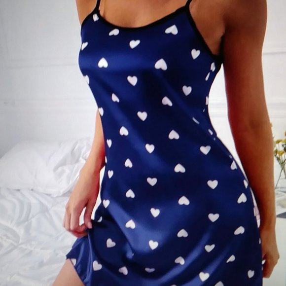 Navy Blue White Hearts Night Gown XL Size 12 in USA - Picture 1 of 16